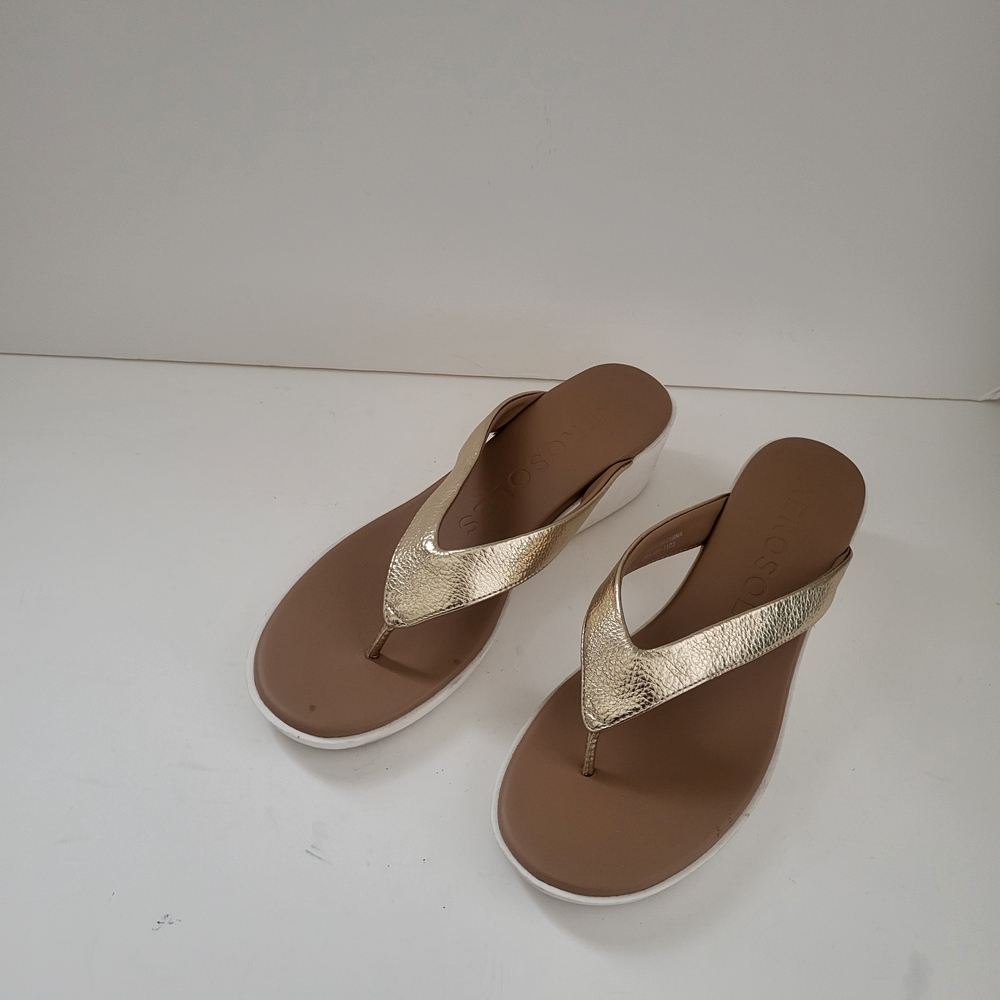 AEROSOLES Gold and Tan Women's Sandals